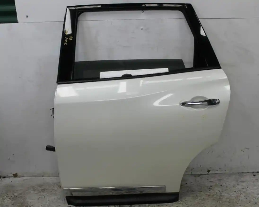 Used Nissan, Pathfinder Left Rear Door R52 Non Chrome Mould Type 06/13 04/21 2015 – image 1 - All Good Parts