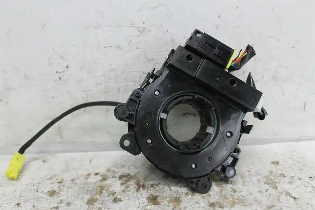 Used Nissan, Pathfinder Airbag Module/Sensor Clockspring R52 06/13 04/21 2015 – image 1 - All Good Parts