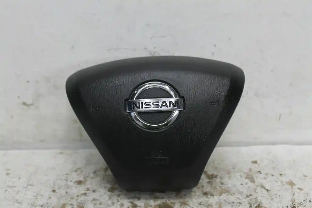 Used Nissan, Pathfinder Right Airbag Steering Wheel R52 Charcoal 06/13 04/21 2015 – image 1 - All Good Parts
