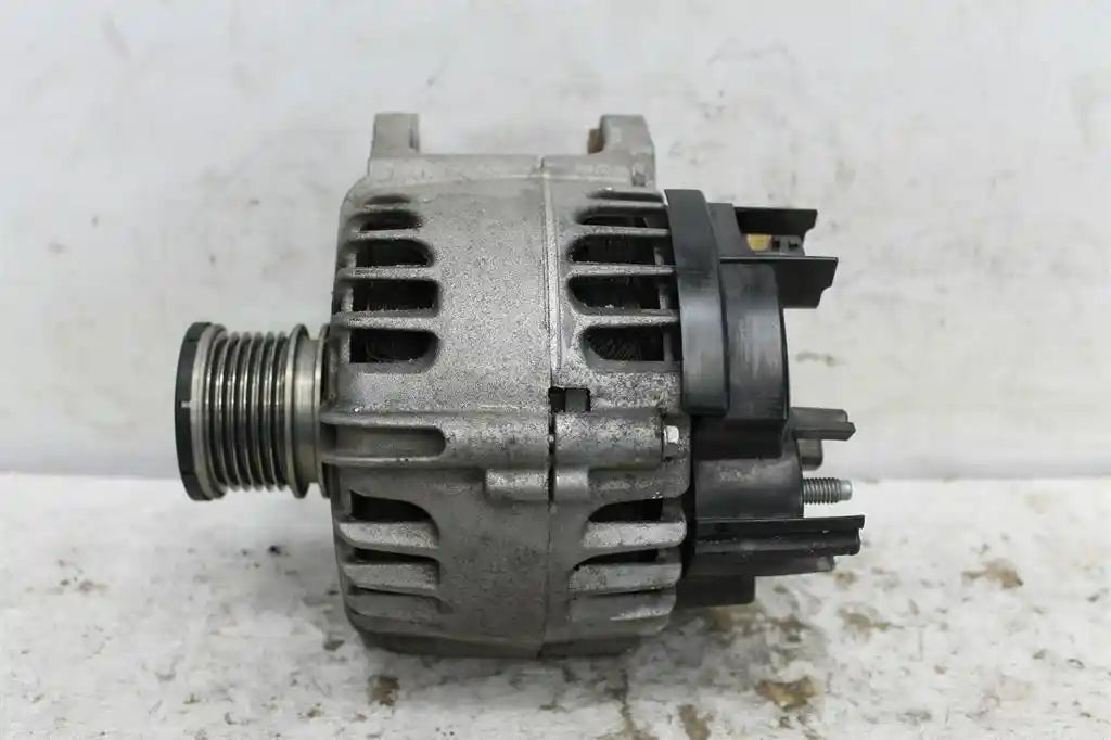Used Nissan, Qashqai Alternator Petrol 2.0 Mr20 J11 12/13 07/21 2017 – image 1 - All Good Parts