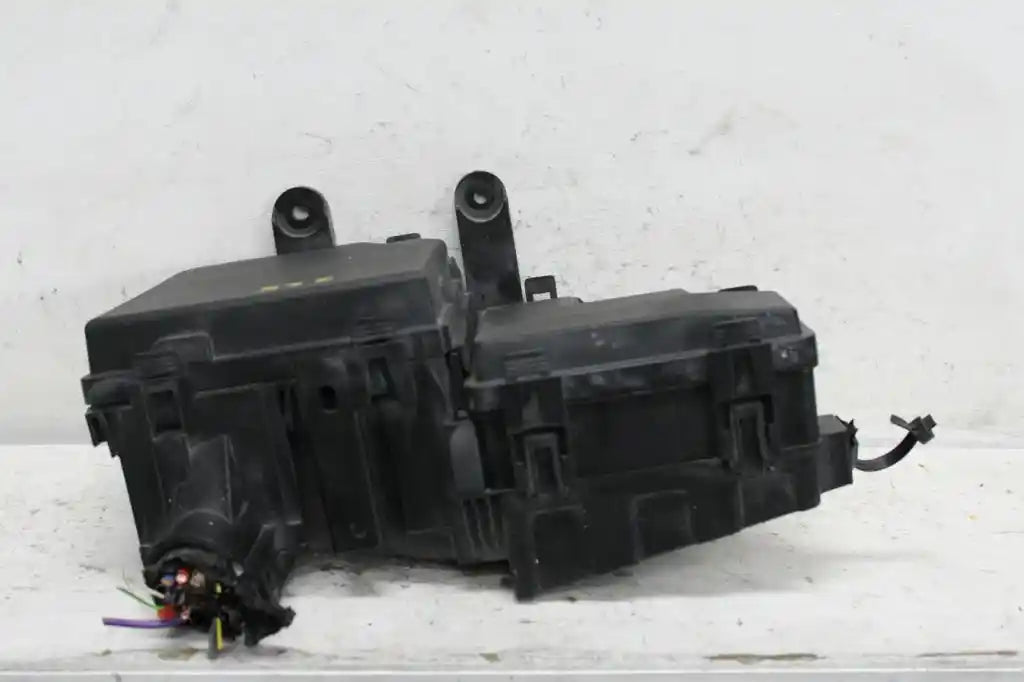 Used Nissan, Qashqai Fuse Box Petrol J11 12/13 07/21 2017 – image 1 - All Good Parts
