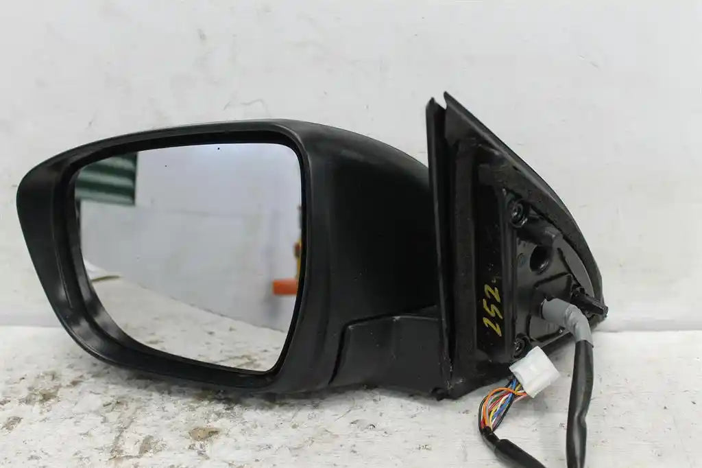 Used Nissan, Qashqai Left Door Mirror J11 St L/N Tec/Ti Power Fold W/ Camera Type 07/17 07/21 2017 – image 1 - All Good Parts