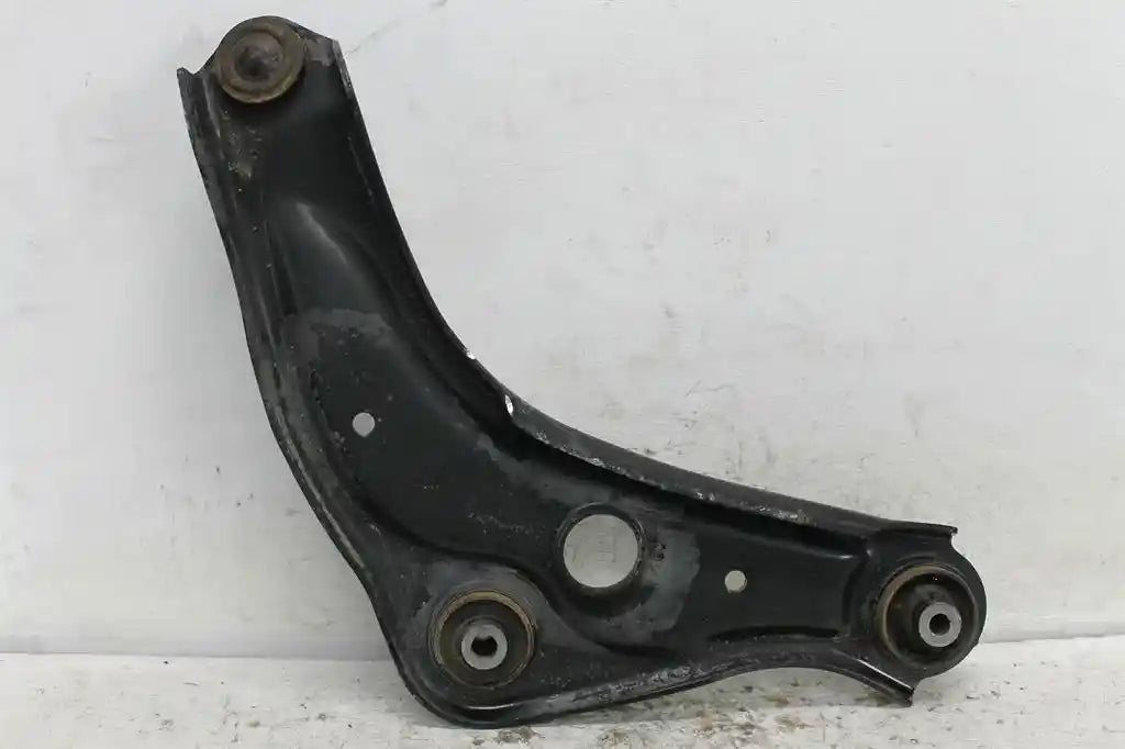 Used Nissan, Qashqai Left Front Lower Control Arm J11 12/13 07/21 2017 – image 1 - All Good Parts