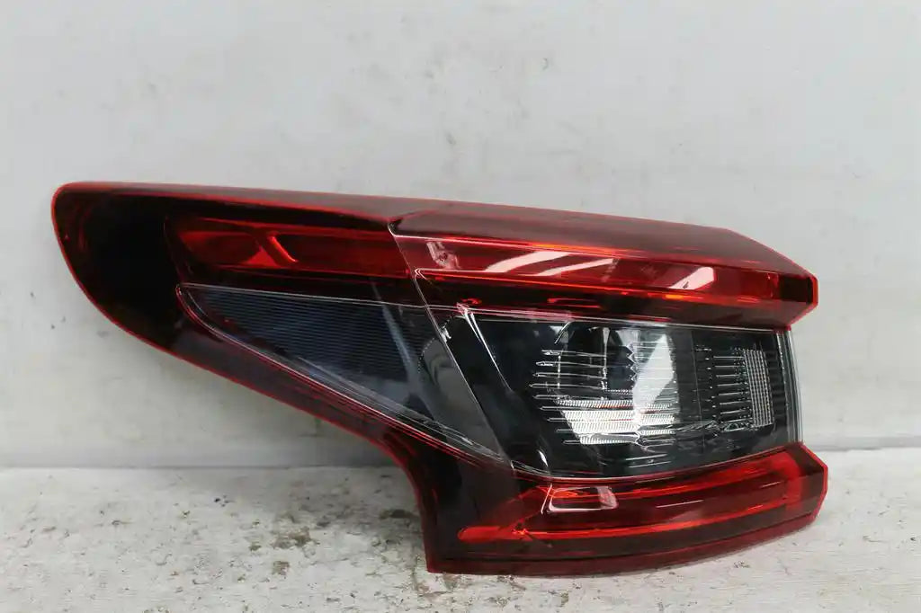 Used Nissan, Qashqai Left Taillight J11 07/17 07/21 2017 – image 1 - All Good Parts