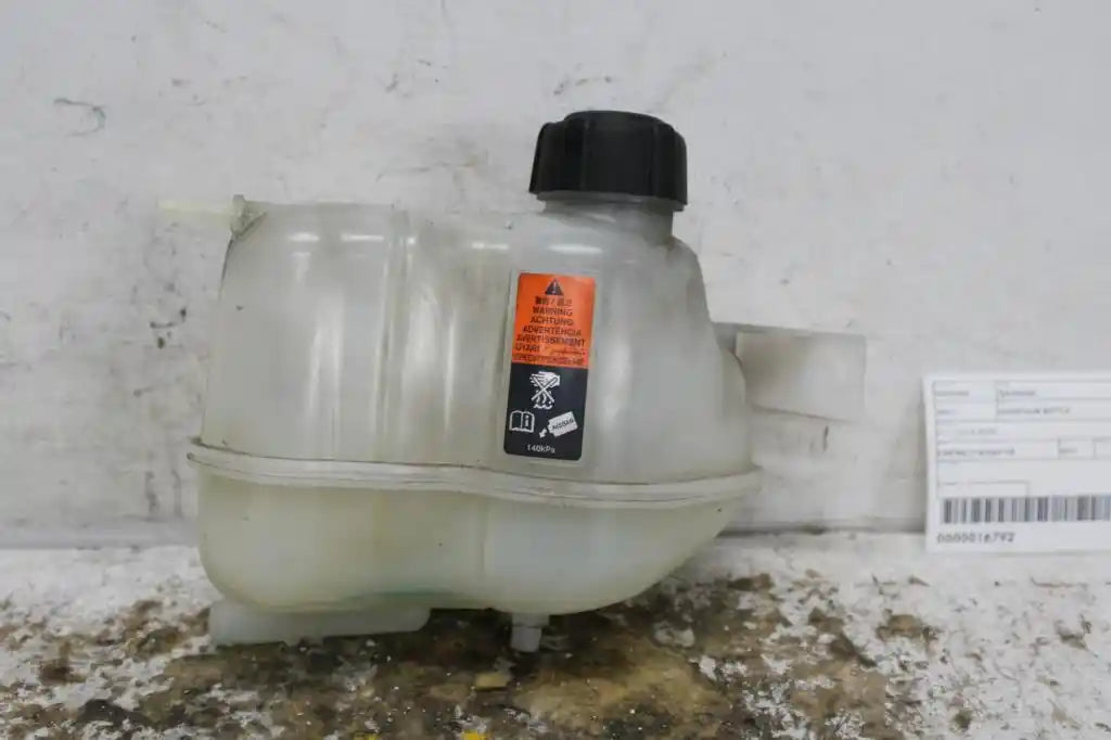 Used Nissan, Qashqai Overflow Bottle J11 12/13 07/21 2017 – image 1 - All Good Parts