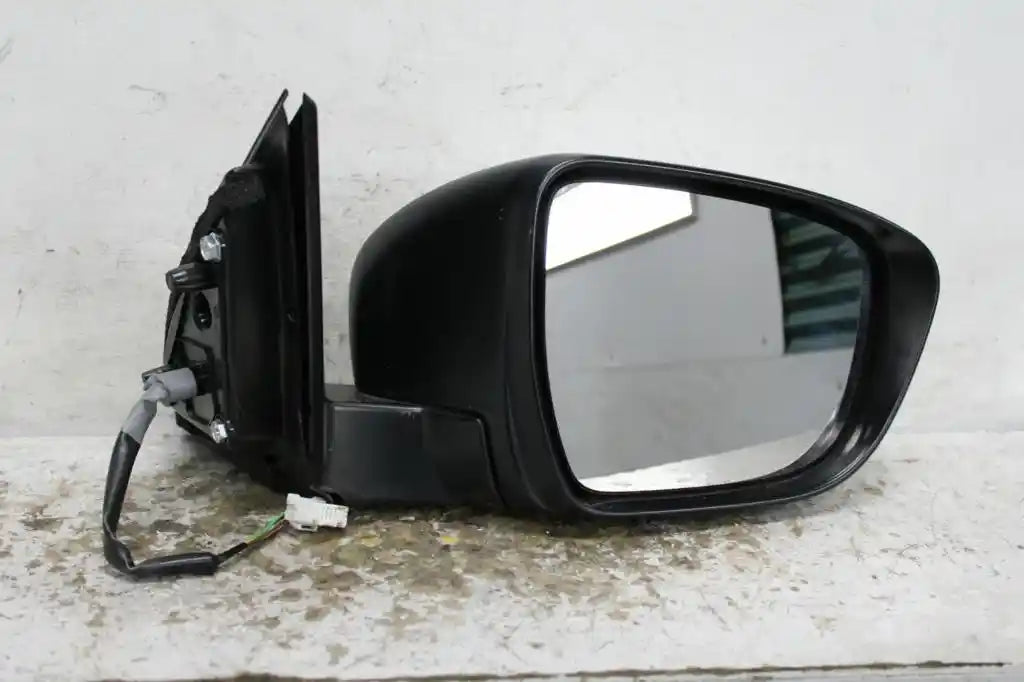 Used Nissan, Qashqai Right Door Mirror J11 St Manual Fold 12/13 06/17 2017 – image 1 - All Good Parts