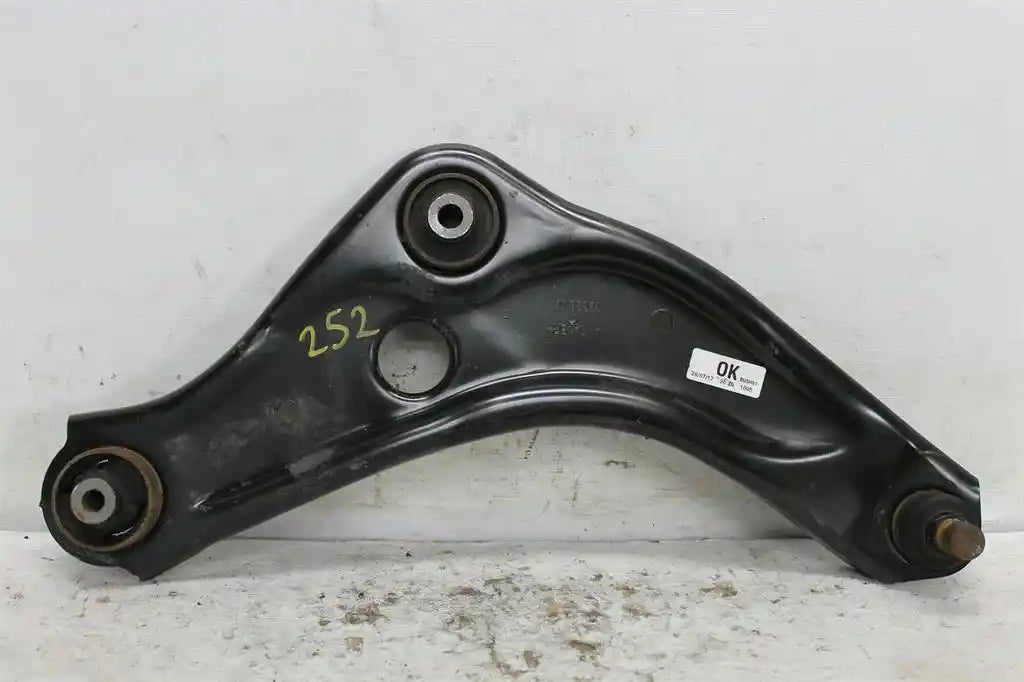 Used Nissan, Qashqai Right Front Lower Control Arm J11 12/13 07/21 2017 – image 1 - All Good Parts