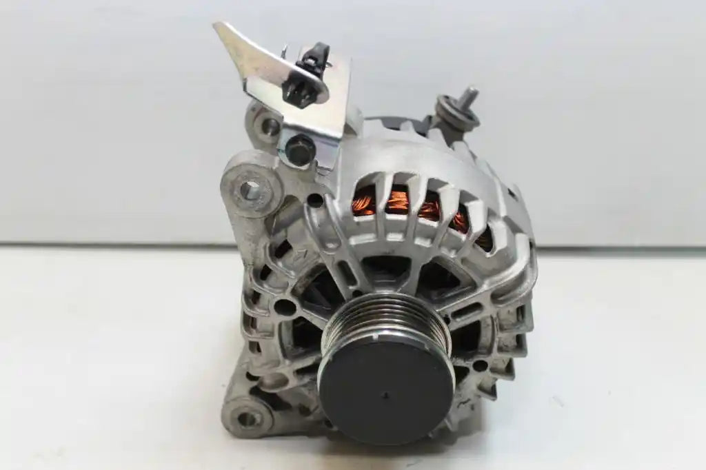 Used Nissan, Xtrail Alternator Petrol 2.5 Qr25De T32 02/14 07/22 2017 – image 1 - All Good Parts