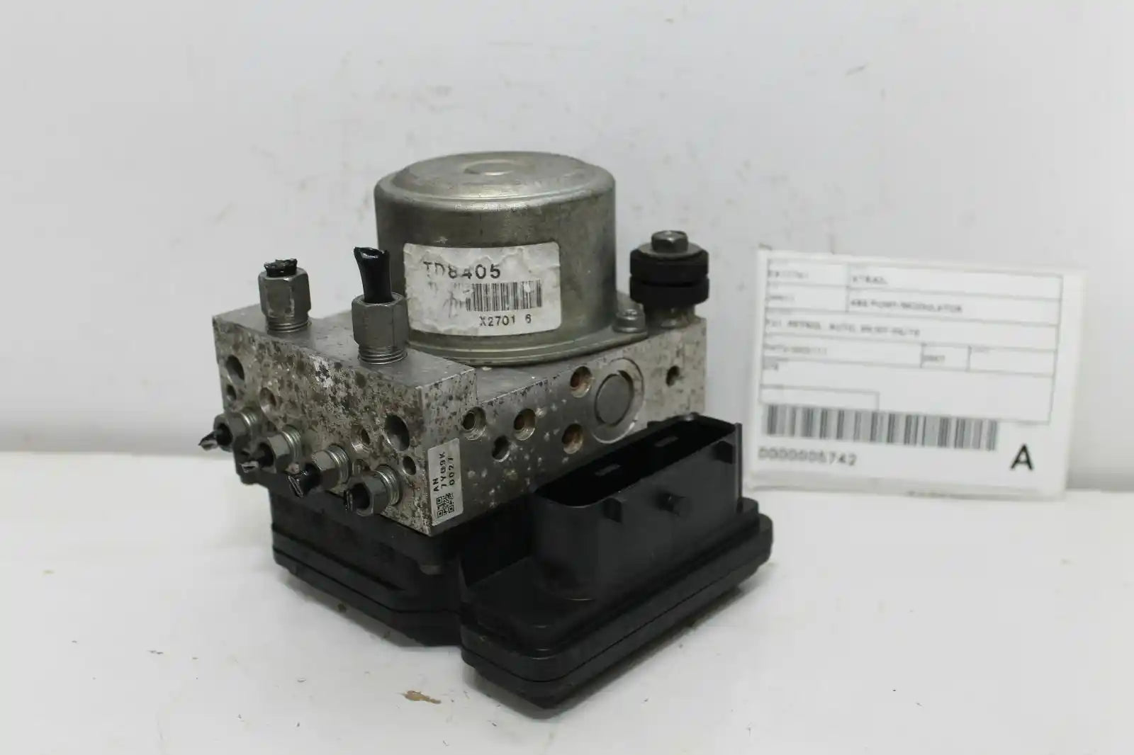 Used Nissan, Xtrail Abs Pump/Modulator T31 Petrol Auto 09/07 06/10 2007 – image 1 - All Good Parts