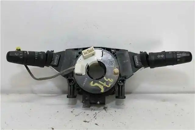 Used Nissan, Xtrail Combination Switch Flasher Switch 1 Plug Type T31 09/07 02/12 2007 – image 1 - All Good Parts