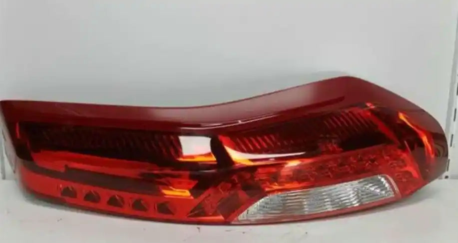 Used Nissan, Xtrail Left Taillight T31 In Body Led Type 07/10 12/13 2011 – image 1 - All Good Parts