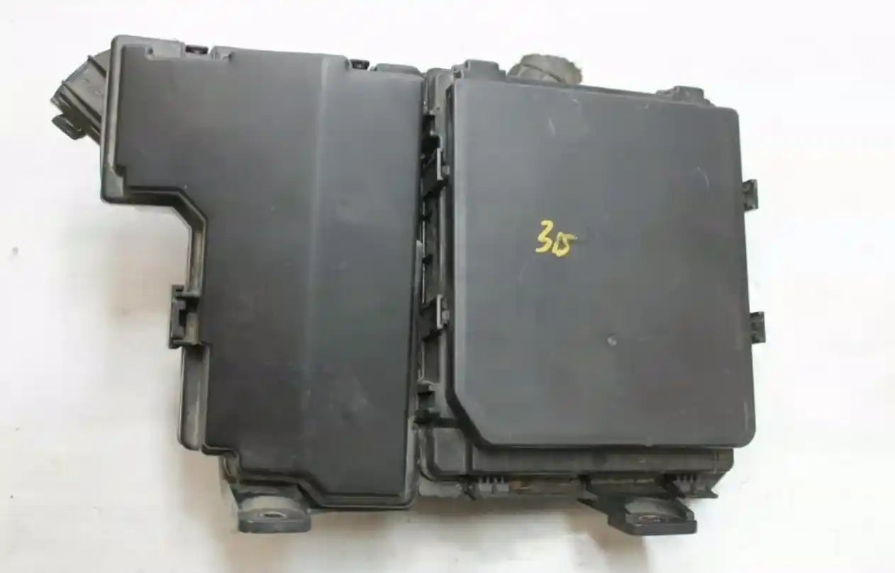 Used Nissan, Xtrail Fuse Box, Petrol, T31, 09/07-12/13 J73552 2008 – main images - All Good Parts