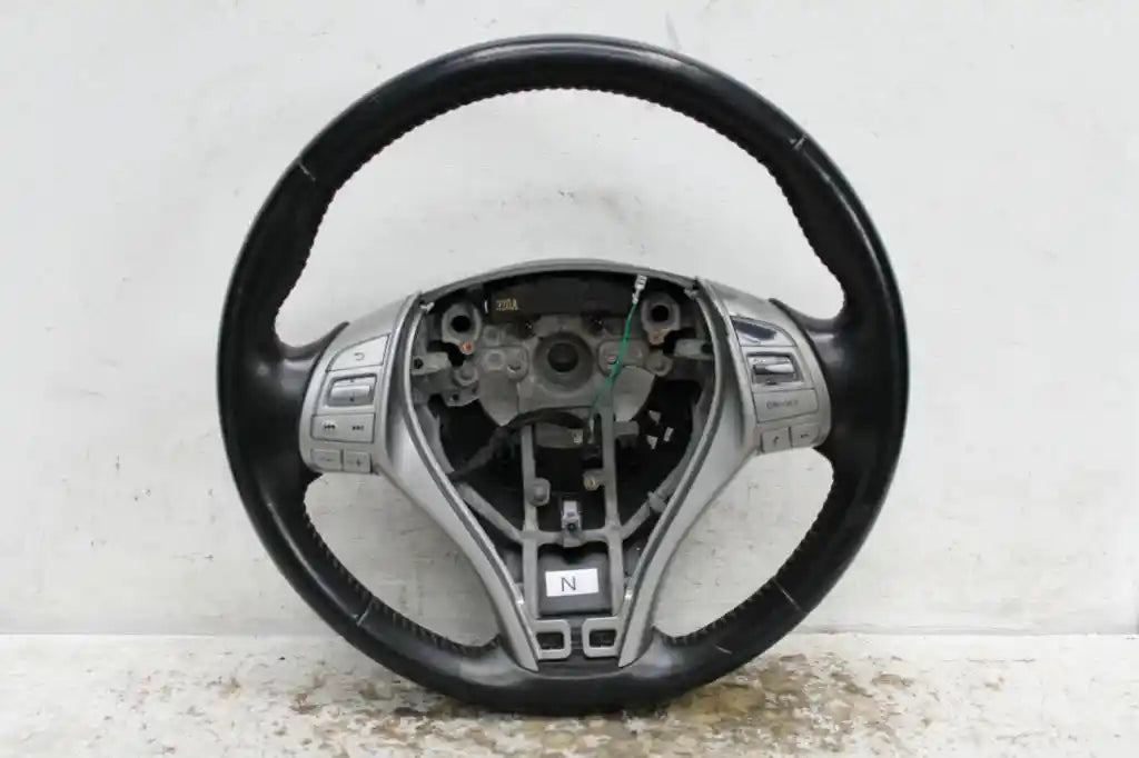 Used Nissan, Xtrail Steering Wheel Leather T32 02/14 01/17 2016 – image 1 - All Good Parts