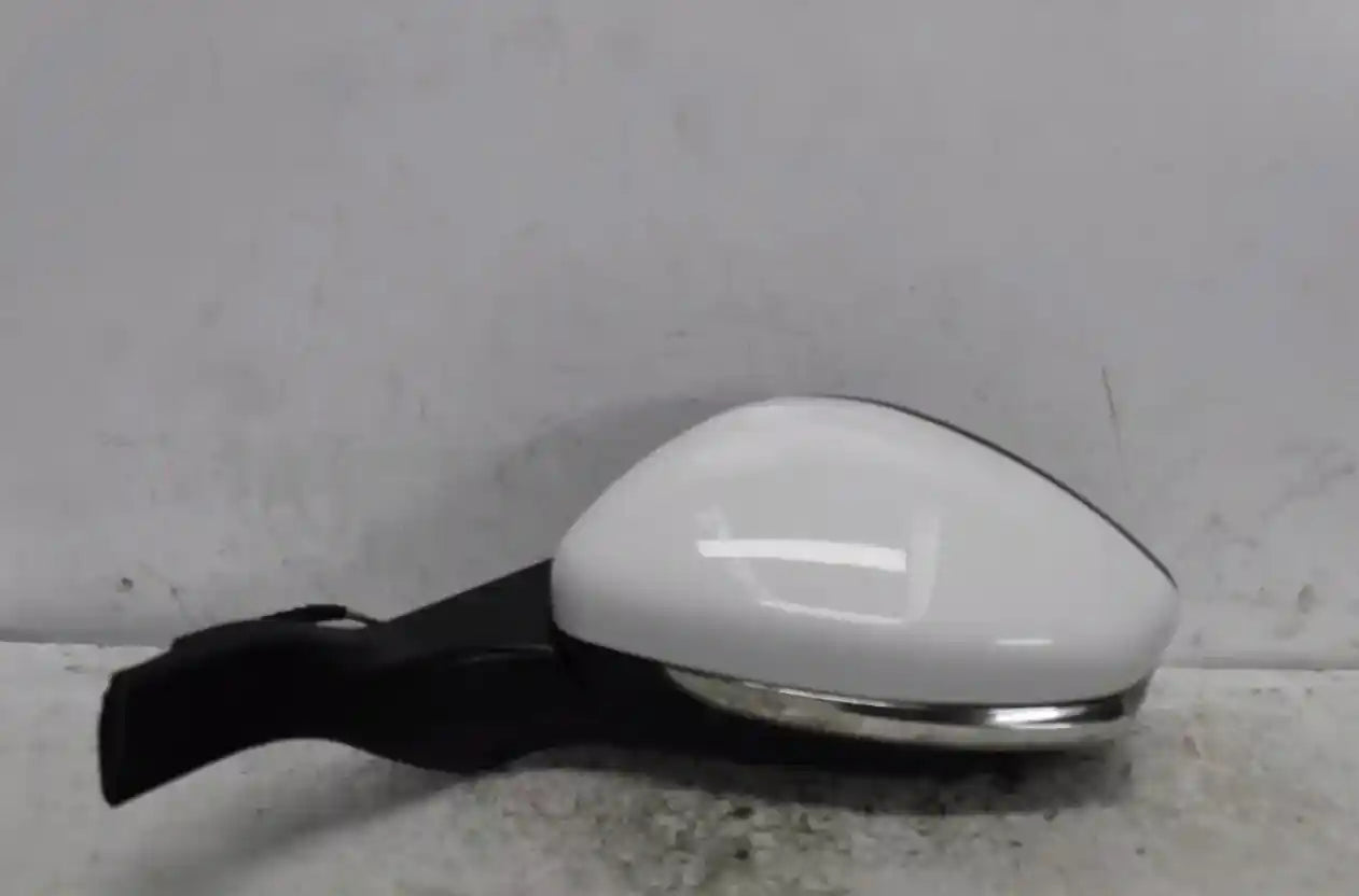 Used Peugeot, 2008 Left Door Mirror A94 Allure/Outdoor 10/13 12/18 2016 – main images - All Good Parts
