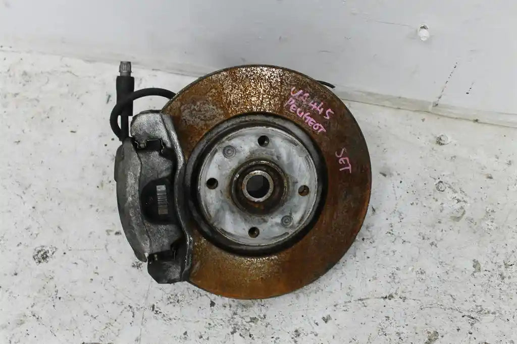 Used Peugeot, 2008 Left Front Hub Assembly A94 10/13 12/18 2016 – main images - All Good Parts