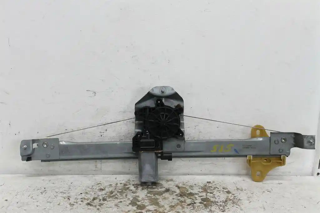 Used Renault, Captur Left Front Window Reg/Motor J87 08/14 12/19 2014 – main images - All Good Parts