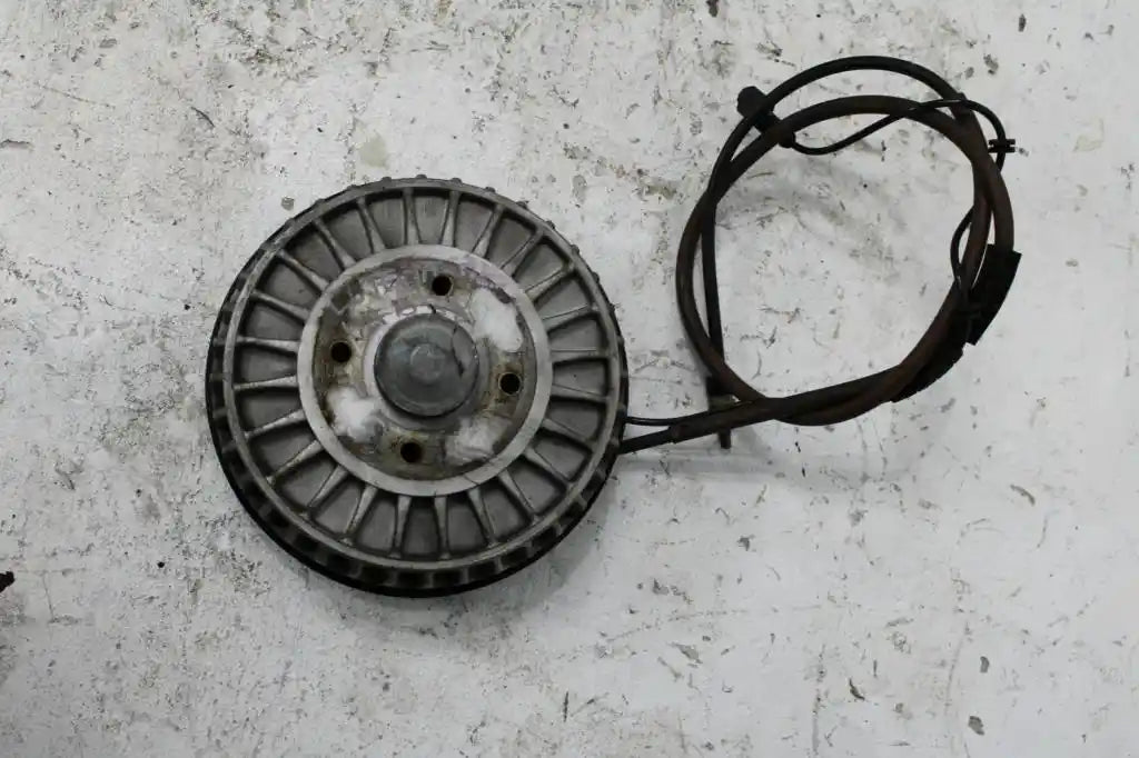 Used Renault, Clio Right Rear Hub Assembly X98, Non Rs Sport Type, 09/13-10/19 J1754 2016 – main images - All Good Parts