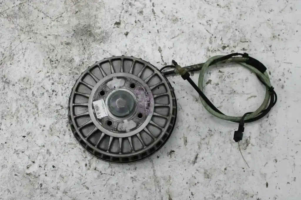 Used Renault, Clio Left Rear Hub Assembly X98, Non Rs Sport Type, 09/13-10/19 J1754 2016 – main images - All Good Parts