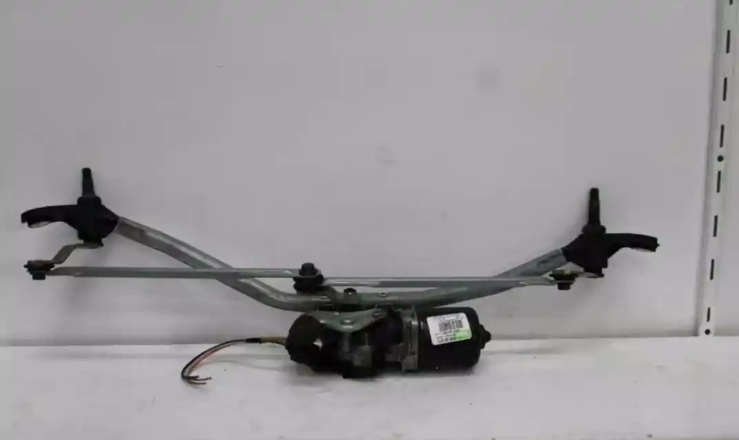 Used Renault, Kangoo Wiper Motor Front, X61, 10/10-02/22 J01582 2011 – image 2 - All Good Parts
