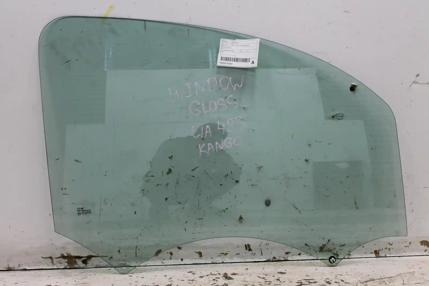 Used Renault, Kangoo Right Front Door Window X61 10/10 02/22 2012 – main images - All Good Parts