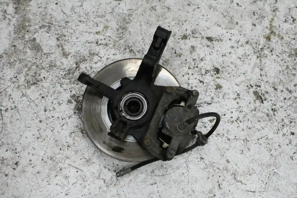 Used Renault, Kangoo Left Front Hub Assembly X61, 10/10-02/22 1582 2011 – image 2 - All Good Parts