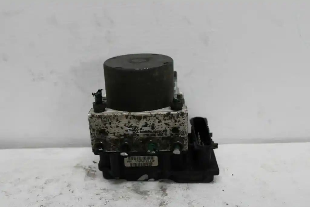 Used Renault, Kangoo Abs Pump/Modulator X76, 08/04-09/10 J10010 2004 – image 3 - All Good Parts