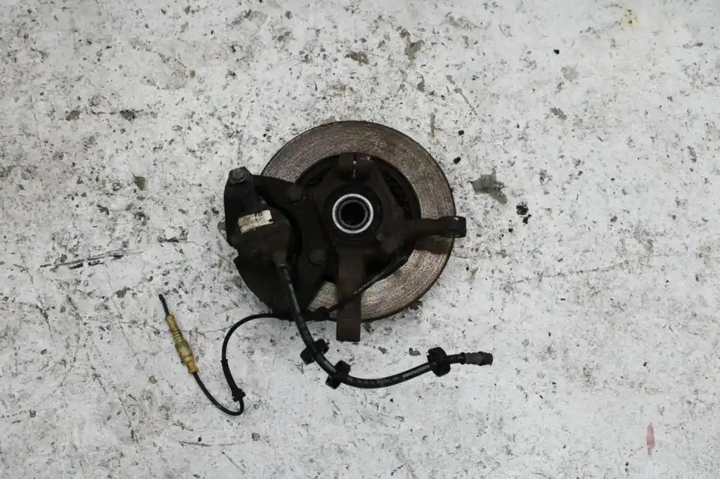 Used Renault, Kangoo Left Front Hub Assembly X76, Abs Type, 08/04-09/10 J10011A 2004 – image 2 - All Good Parts