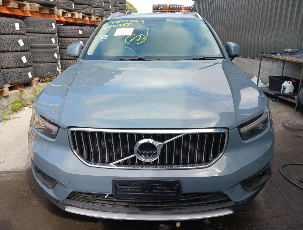 Used Volvo , XC40 Transmission Auto, Petrol, 2.0, Turbo, B4204T31, 07/20-05/22 (2020-2022) – main images - All Good Parts