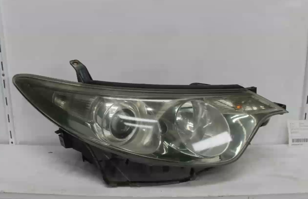 Used Toyota, Estima, Right Headlamp Xr50, Hid Type, Elect Adj, Chrome Inner, Lens# 28192, 05-19 (Import) 2006 – main images - All Good Parts