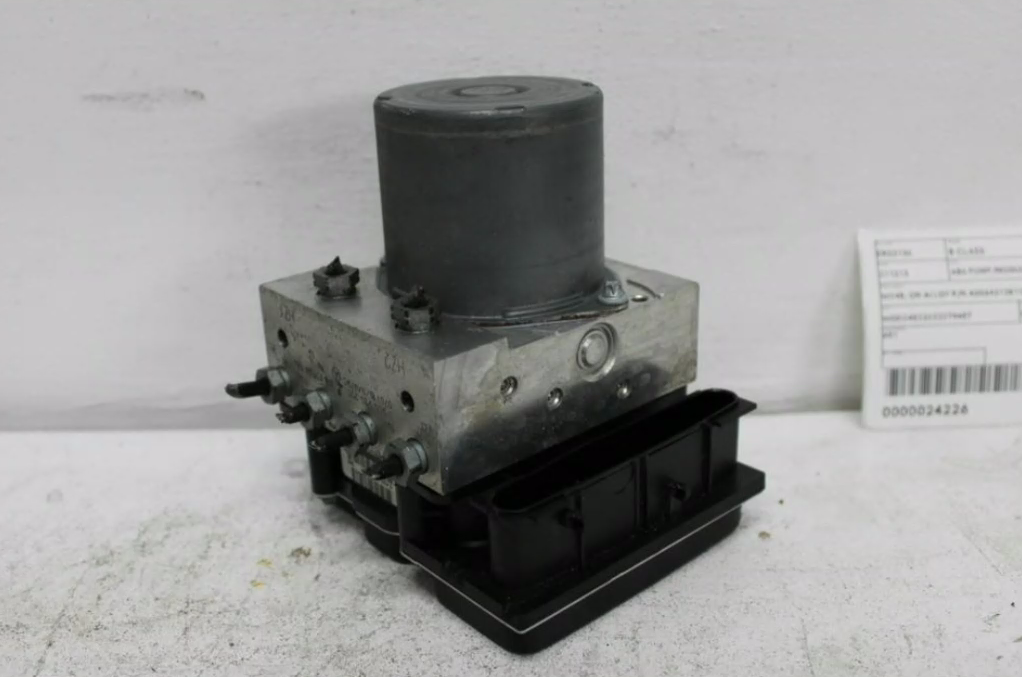 Used Mercedes, B Class, Abs Pump/Modulator W245, On Alloy P/N A0064310812, 11/05-02/12 2007 – main images - All Good Parts