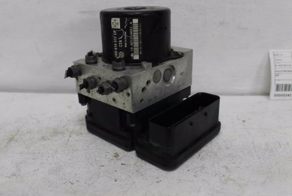 Used Audi, A3, Abs Pump/Modulator 8P, Motor P/N 1K0614517Cp, Module P/N 1K0907379Be, 06/04-04/13 2010 – main images - All Good Parts