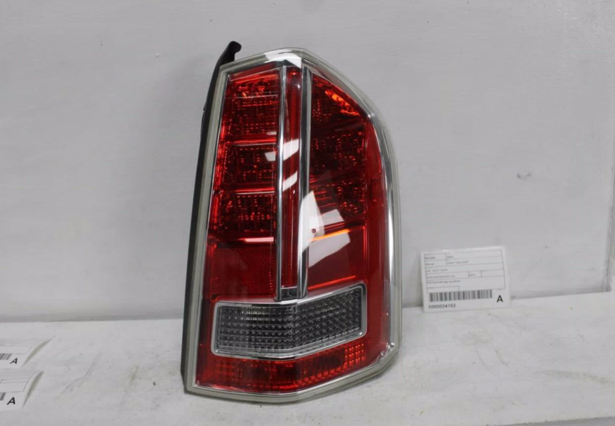 Used Chrysler, 300C, Right Taillight Lx2, 12/11-12/14 2012 – main images - All Good Parts
