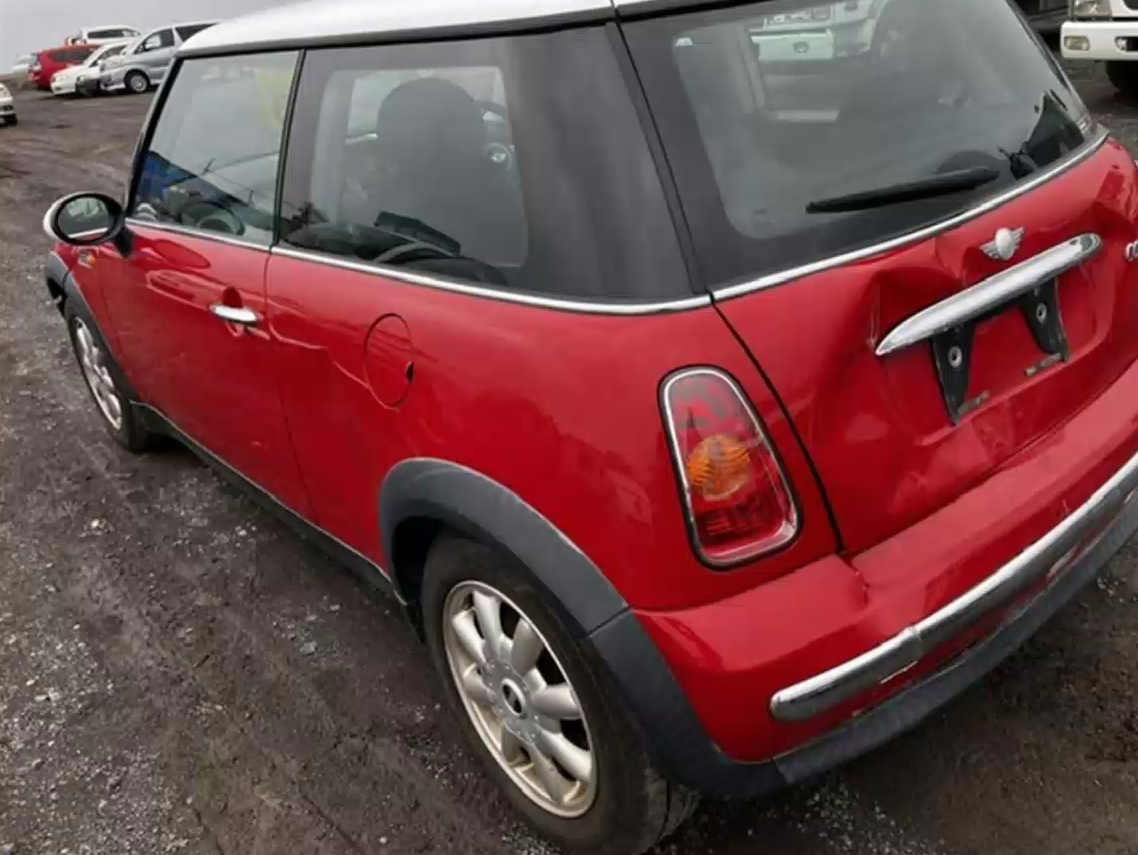 Used Mini, Cooper Left Indicator/Fog/Side Bumper Foglamp, R50/R52/R53, 04/01-06/08 2003 – image 4 - All Good Parts