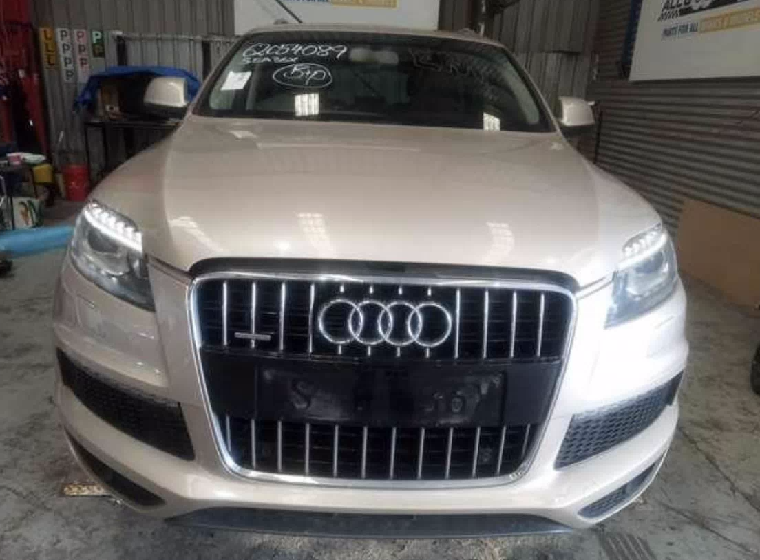 Audi, Q7 Stereo/Head Unit Display Unit Only, 7In, 4L, 10/09-08/15