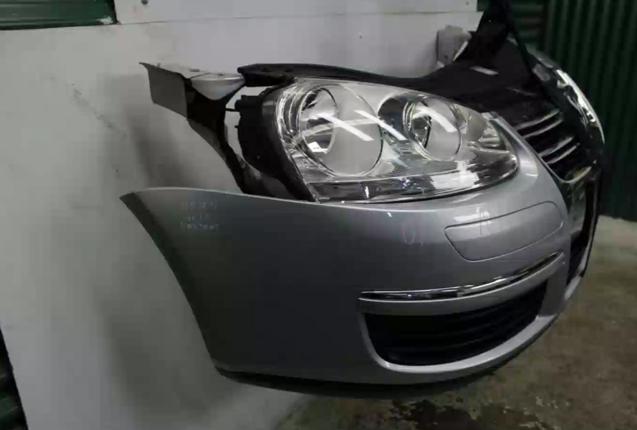 Volkswagen, Jetta Right Headlamp 1Km, Std Type, Chrome Reflector, 02/06-07/11 D4989B