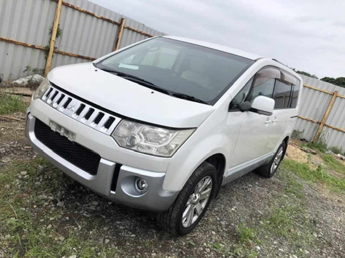 Mitsubishi Delica