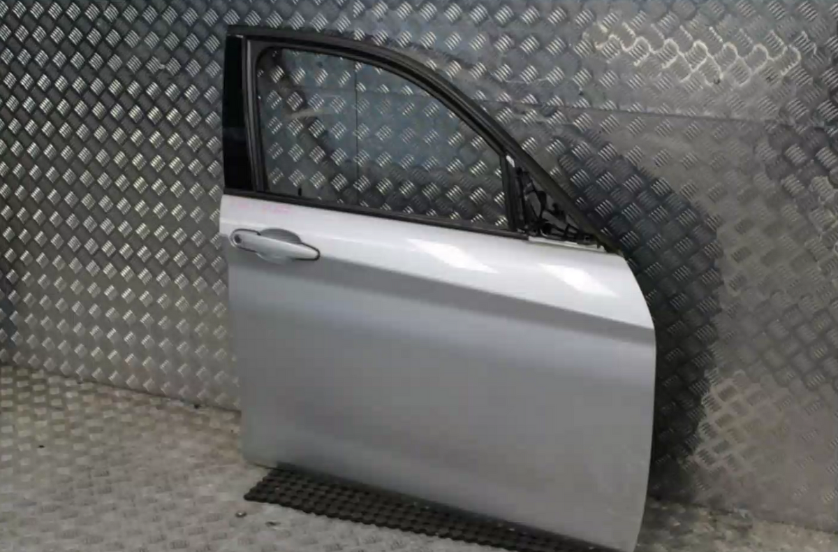 Bmw, 1 Series Right Front Door F20, Hatch, 06/11-05/19