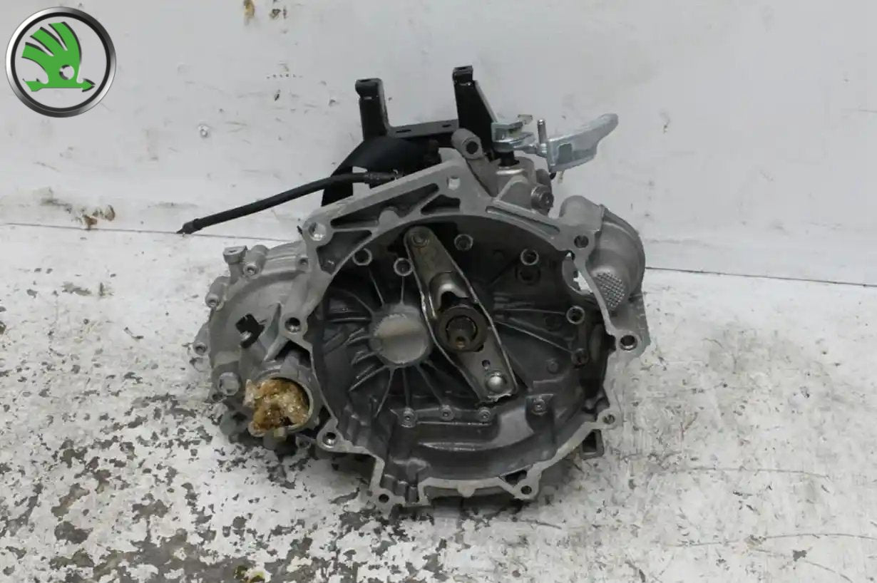 Used Skoda, Fabia Trans/Gearbox Manual Petrol 1.0 Turbo Qts Code Nj 05/17 08/21 2020 – image 1 - All Good Parts