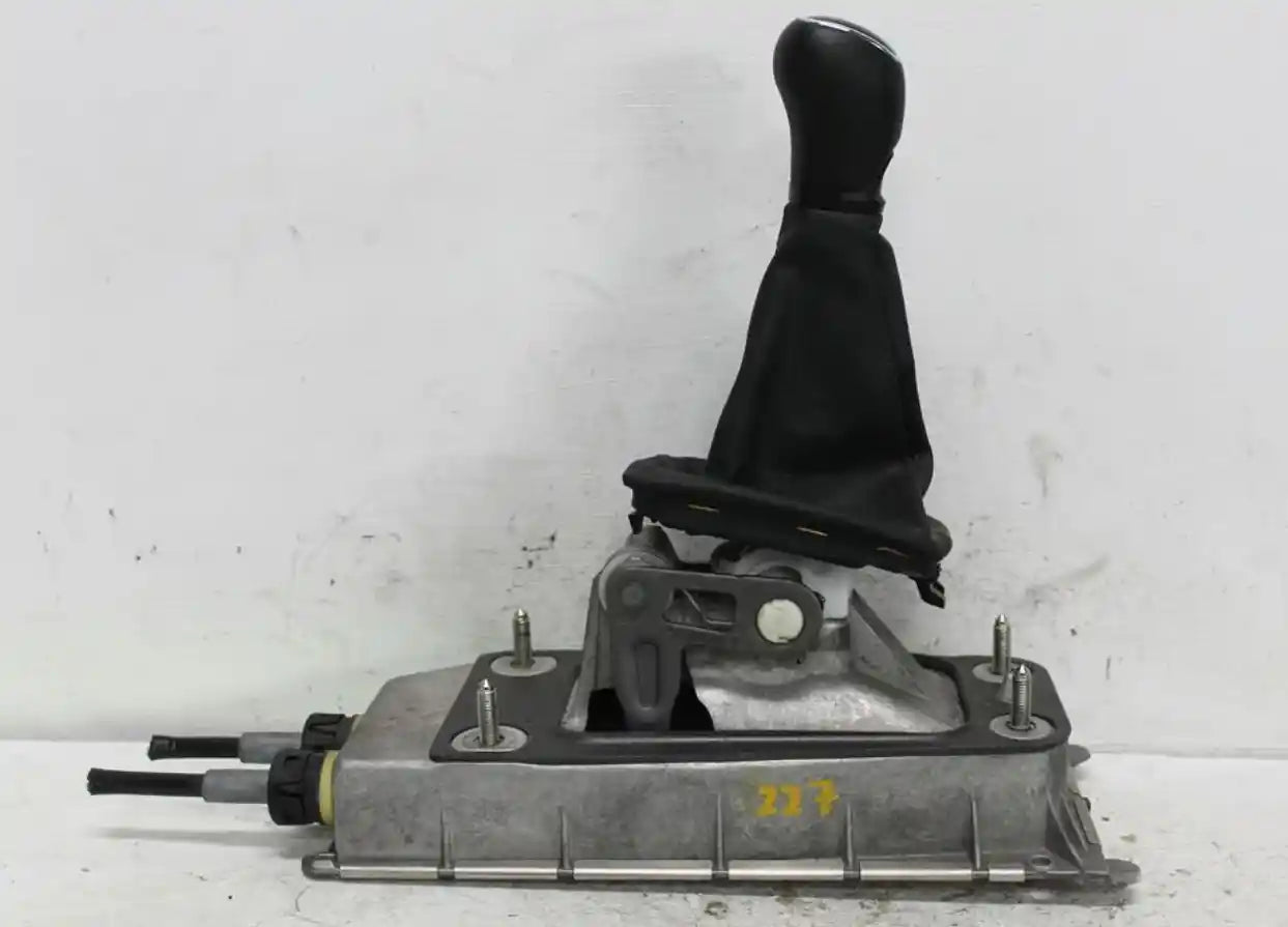 Used Skoda, Fabia Gear Stick/Shifter Nj 01/15 08/21 2020 – image 1 - All Good Parts