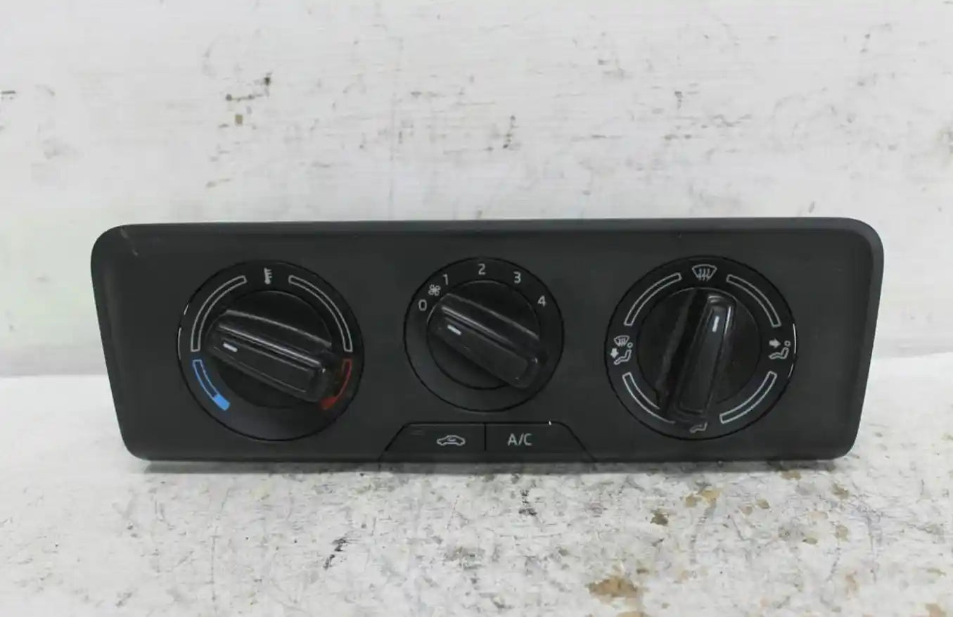 Used Skoda, Fabia Heater/Ac Controls Nj Non Climate Control Type 01/15 08/21 2020 – image 1 - All Good Parts