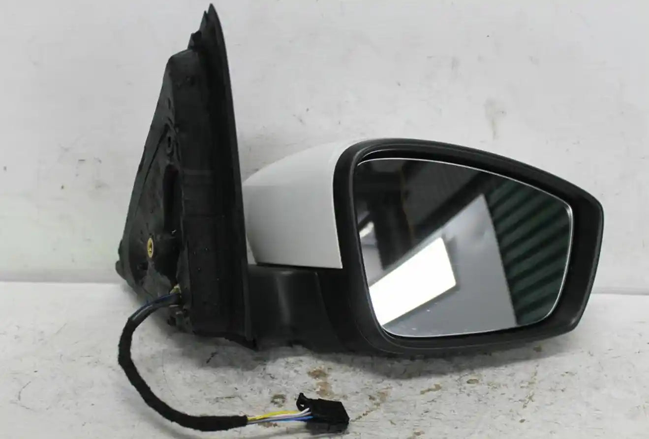 Used Skoda, Fabia Right Door Mirror Nj Power Adjust Heated Non Blind Spot 01/15 08/21 2020 – image 1 - All Good Parts