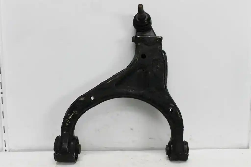Used Ssangyong, Rexton Left Front Lower Control Arm Y400 10/18 2023 – image 1 - All Good Parts