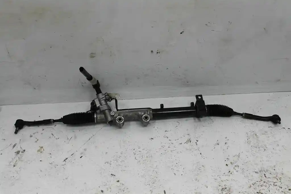 Used Ssangyong, Rexton Steering Box/Rack Y400 Ultimate 10/18 2023 – image 1 - All Good Parts