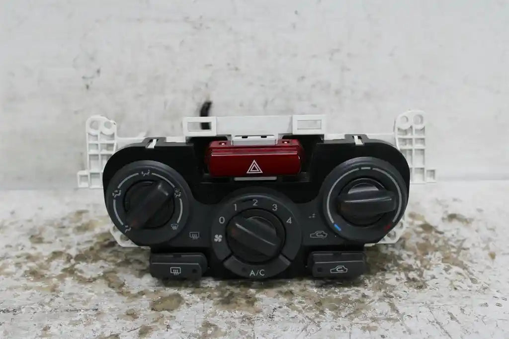Used Subaru, Forester Heater/Ac Controls Non Climate Control Type P/N Sc010/1 02/08 12/12 2012 – image 1 - All Good Parts
