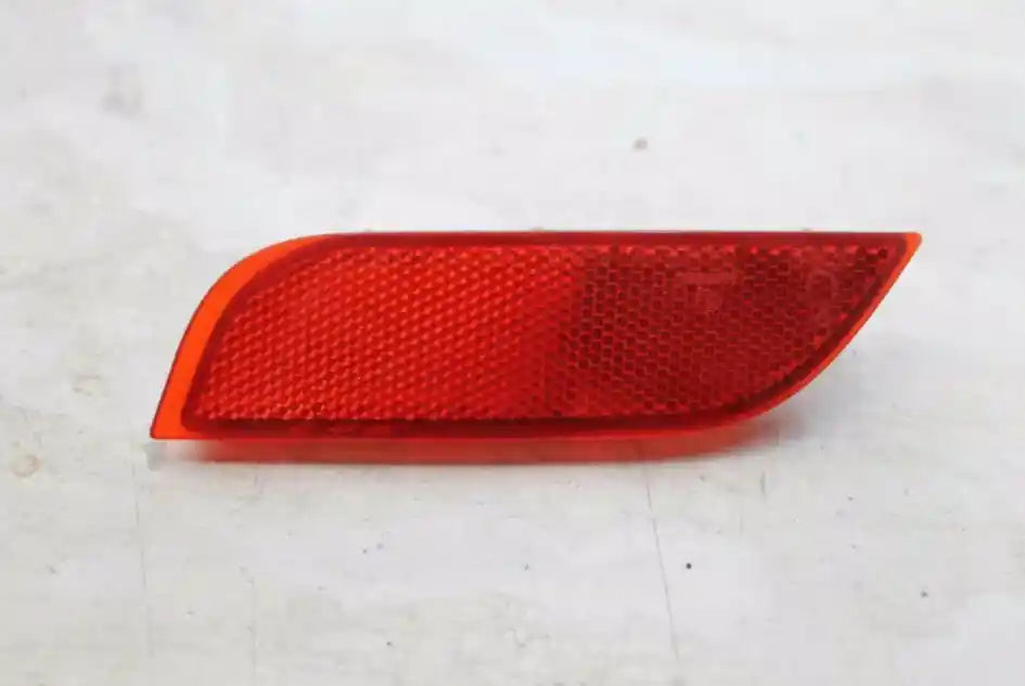 Used Subaru, Impreza Left Taillight G3 G4 Hatch Bumper Reflector 04/07 08/17 2014 – image 1 - All Good Parts