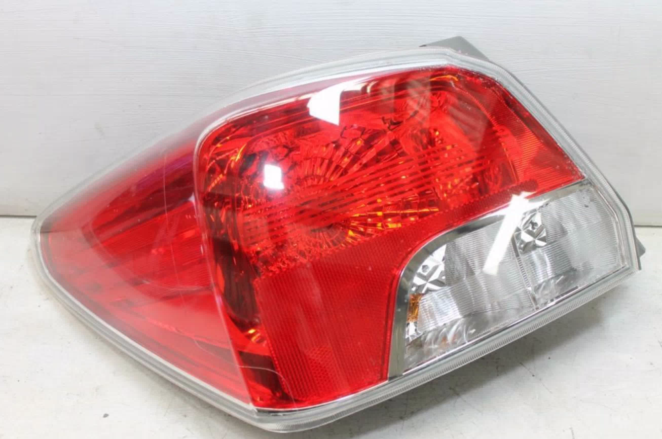 Used Subaru, Impreza Left Taillight G4, Sedan, In Body, 12/11-08/17 J3000 2012 – main images - All Good Parts