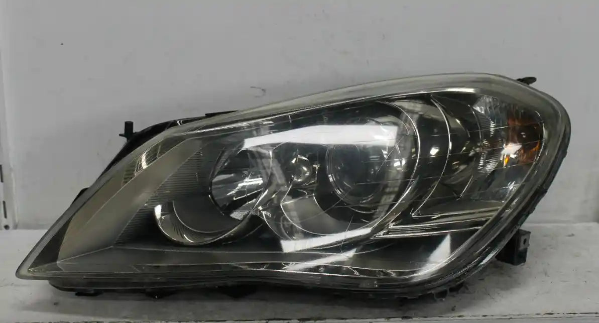 Used Suzuki, Kizashi Left Headlamp Fr Hid Type Sport/Sport Prestige/Xls/Prestige 12/09 08/13 2011 – image 1 - All Good Parts