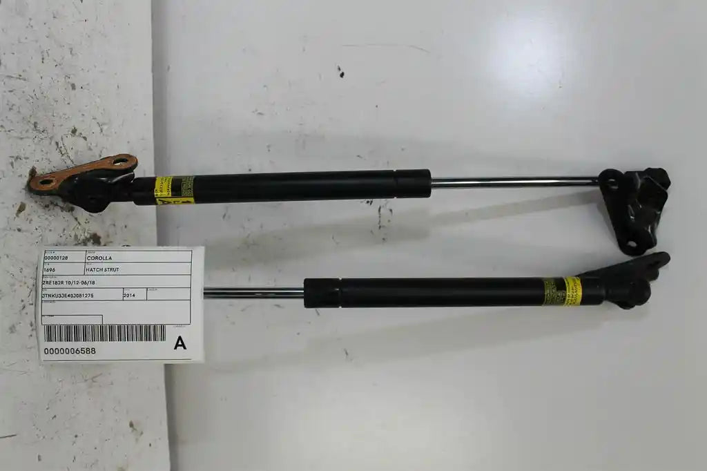 Used Toyota, Corolla Hatch Strut Zre182R 10/12 06/18 2014 – image 1 - All Good Parts