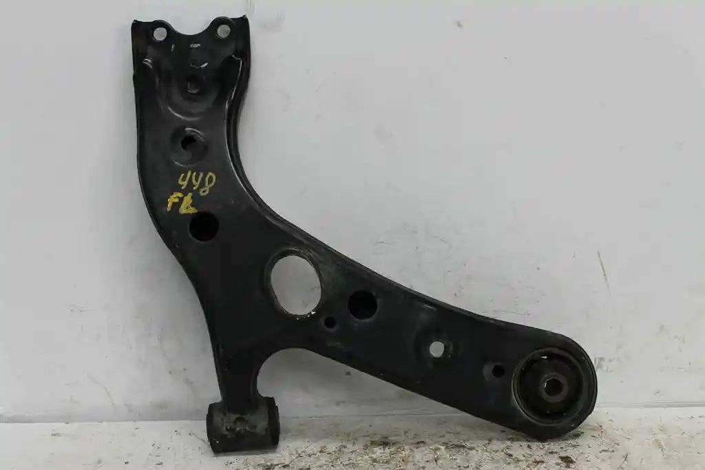 Used Toyota, Estima Left Front Lower Control Arm Xr50 05 19 2007 – image 1 - All Good Parts