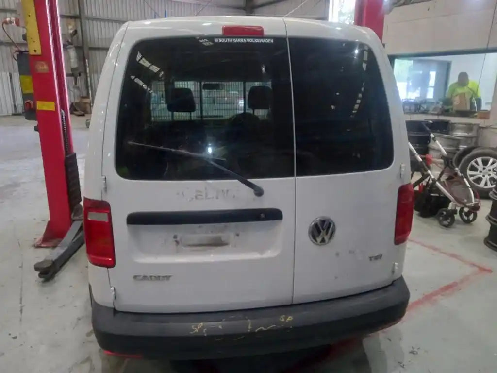 Used Volkswagen Caddy 2017 – image 4 - All Good Parts